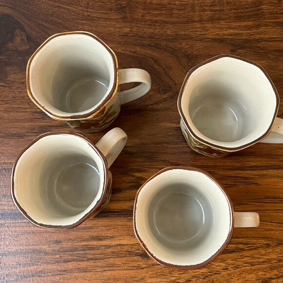 Amram's Korea Stoneware 4 Mugs Rosehip Berries Country Retro Farmstyle - Picture 7 of 10